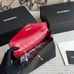 Butter-Soft Calfskin + V-Shaped Envelope Flap-box - Image 3