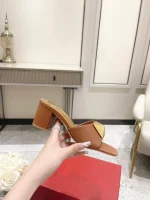 Generous Square-toe Nail Sandals-box - Image 2