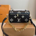 Embossed Leather Messenger Bag-box - Image 2