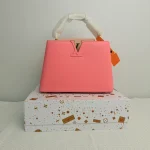 Fine pebbled texture, soft to the touch and highly durable-box - Image 6