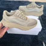 Breathable Non-Slip Low-Top Running Sneakers - Image 2