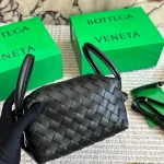 New BV Pouch in cowhide. Effortlessly chic with a relaxed 'old money' vibe-box - Image 8