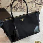 Canvas and leather tote bag-no box - Image 12