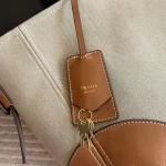 Canvas and leather tote bag-no box - Image 6