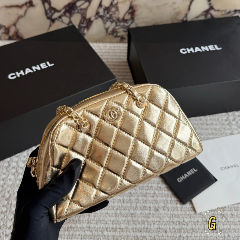 13427535290379800 Versatile and practical, it’s perfect for commuting, dates, and formal occasions-box - Image 1