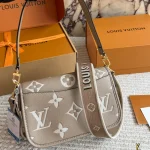 New arrival: Early Spring Baguette Bag-box - Image 9