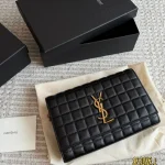 Just in: Small pebbled leather envelope bag-box - Image 2