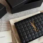 Just in: Small pebbled leather envelope bag-box - Image 10