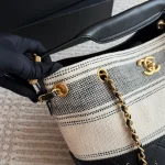 Striped bucket bag. Classic striped canvas with a metal chain-box - Image 4