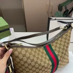 Ideal for crossbody, work, and daily wear. Super roomy inside- no box - Image 5