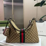 Ideal for crossbody, work, and daily wear. Super roomy inside- no box - Image 4