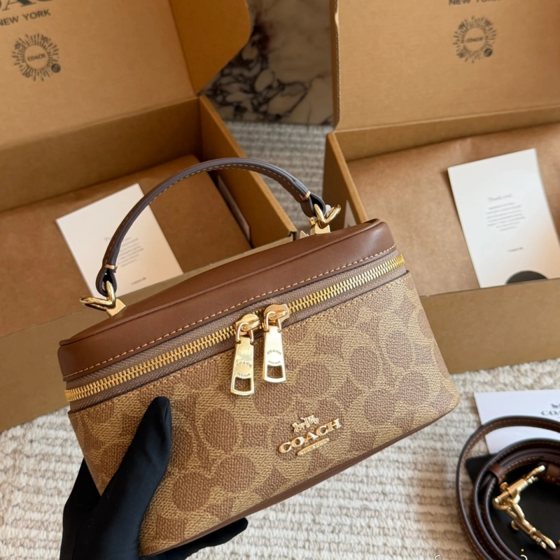 13427950911232000 Box bag, classic monogram PVC with cowhide trim-box - Image 1