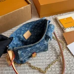 The L brand denim bag is absolutely perfect for spring and summer-box - Image 4