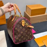 New Arrival: Cutout Pillow S Bag – The Perfect Underarm Travel Bag-box - Image 7