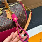 New Arrival: Cutout Pillow S Bag – The Perfect Underarm Travel Bag-box - Image 3