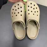 Classic Celebrity Couple's Crocs - Image 14