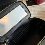 Crocodile-embossed leather box makeup bag-box - Image 4