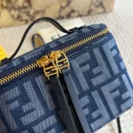 Super gorgeous and exquisitely delicate mini box bag-box - Image 10