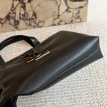 A classic tote bag crafted from premium, buttery-soft genuine leather-no box - Image 8
