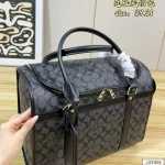 Instant cozy vibes with this pet carrier-no box - Image 9