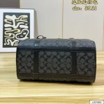 Instant cozy vibes with this pet carrier-no box - Image 8