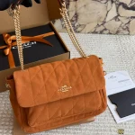 Quilted chain shoulder bag with a delicate suede finish and flawless diamond stitching-box - Image 2