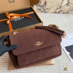 Quilted chain shoulder bag with a delicate suede finish and flawless diamond stitching-box - Image 8