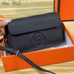 "Top-grain cowhide leather. This crossbody bag and handbag is crafted from premium calf leather, offering a delicate touch and lasting durability."-box - Image 2