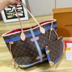 A versatile tote bag, perfect for shopping or weekend getaways-no box - Image 8