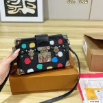 Calling all Y2K baddies! Check out this LV hard box bag with full original packaging-box
