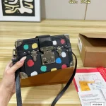 Calling all Y2K baddies! Check out this LV hard box bag with full original packaging-box - Image 7