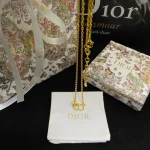 New arrival: Bee necklace-box - Image 5