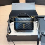 Box bag in black lambskin with gold-tone logo-box - Image 5