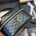 Box bag in black lambskin with gold-tone logo-box - Image 13