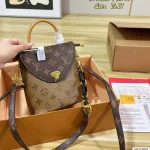 Flap messenger bag, shoulder and crossbody style-box - Image 2