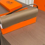 Crossbody bag, phone bag, long wallet, new arrival clutch, Kelly bag. Super popular-box - Image 9