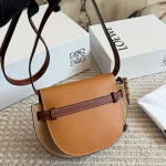 Can be worn as a chest bag or a crossbody! The cowhide leather feels absolutely amazing. The leather quality is just top-notch! Saddle bag-box - Image 7