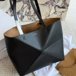 We now have the horizontal medium folding tote bag in stock-box - Image 2
