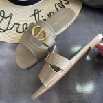 Stylish New Flat Slippers: Close-up Detail Shots-box - Image 9