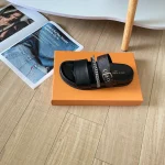 Chain Slide Sandals / Slippers-box - Image 7