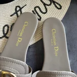 Stylish New Flat Slippers: Close-up Detail Shots-box - Image 5
