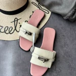 Square-Toe Single Strap Slip-On Details-box