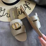 Stylish New Flat Slippers: Close-up Detail Shots-box - Image 3