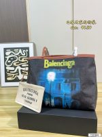 Balenciaga shopping bags - Image 7