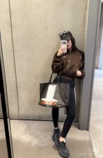 Balenciaga shopping bags - Image 23