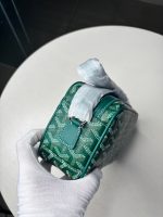 Goyard Y‑Pattern Print Camera Crossbody Bag - Image 2