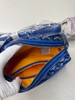 Goyard Y‑Pattern Print Camera Crossbody Bag - Image 7