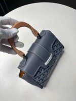 Goyard Y‑Pattern Print Wooden Handle Flap Handbag - Image 22
