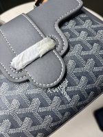 Goyard Y‑Pattern Print Wooden Handle Flap Handbag - Image 17