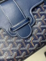 Goyard Y‑Pattern Print Wooden Handle Flap Handbag - Image 5
